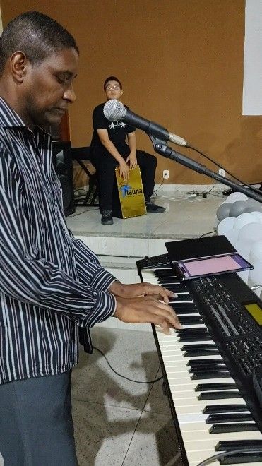 Culto da família e Ceia do Senhor com a participação especial Depin
.
.
.
.
#PibItaúna #DomingodoSenhor #CultodaFamilia #Depin #CeiadoSenhor