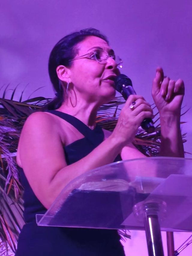 ✨🎄 Que noite especial vivemos ontem à noite! 🙌💙 Nosso culto foi marcado por muita alegria, emoção e pela presença de Deus, com a participação linda do Ministério Infantil, que apresentou uma peça contando a maravilhosa história do nascimento de Jesus 👶⭐ Cada detalhe nos lembrou do verdadeiro significado do Natal: o amor de Deus que se fez carne e habitou entre nós. 💖✨ Foi impossível não se emocionar e agradecer por esse momento tão precioso em família e comunhão! 🙏 Que essa mensagem continue viva em nossos corações! 🎶🎁 #cultoespecial #jesusnasceu #pibitauna