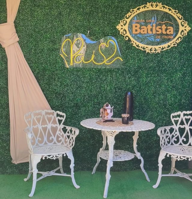 Domingo cheio de amor na EBD 💙
✨ Culto especial do Dia dos Pais com homenagem aos papais, lembrancinha carinhosa, louvor que tocou o coração e a pregação abençoada do Pr. Carlos.

Um momento para guardar na memória e no coração! 🙏

#pibitauna #cultodospais #diadospais #ebd #palavradeDeus #domingodoSenhor