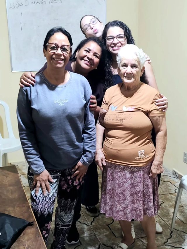 Gratidão a Deus por esses dias tão especiais de oração matutina! 🙌🌅
Foram momentos de busca, entrega e renovação na presença do Senhor. Agradecemos a todos que estiveram conosco nesses encontros tão preciosos! 💛

E se você não conseguiu participar dessa vez, fica tranquilo!
No início do próximo mês tem mais, e você é nosso convidado para viver esse tempo de comunhão e intimidade com Deus.

Comece o dia com propósito. Comece com oração.
#oracaomatutina #pibitaúna #tempocomdeus #gratidão #comunhão #igrejareunida #vemorarcomagente