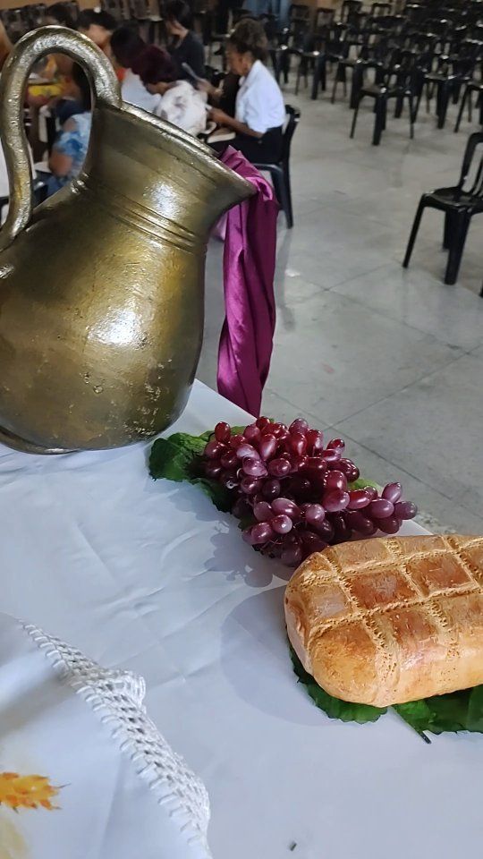 Tudo pronto para começar o nosso culto de Ceia ao Senhor 🥰
.
.
.
.
.
#ebd #EbdPibi #domingodosenhor #PibItaúna
